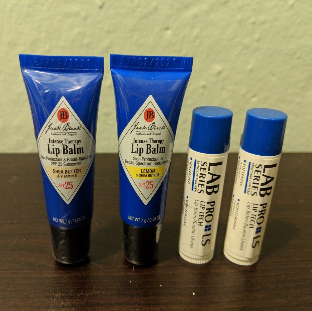 Lip gloss/ Chapstick